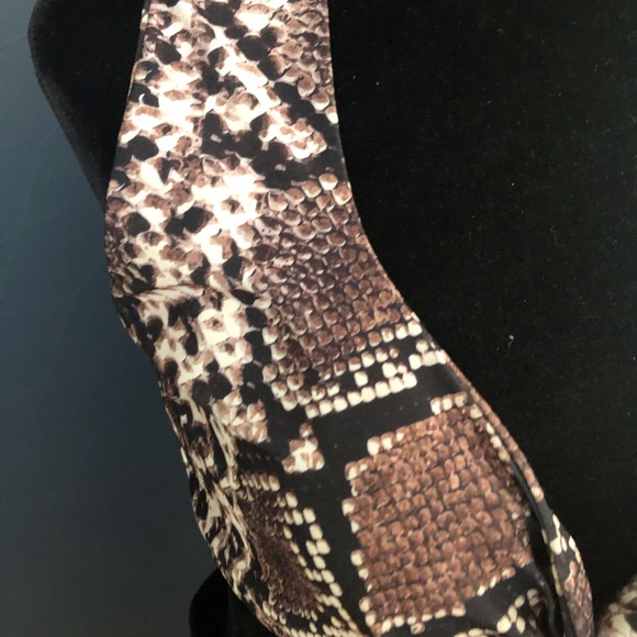 🌟2/$25🌟PRETTYLITTLETHING neck tie - Picture 7 of 7